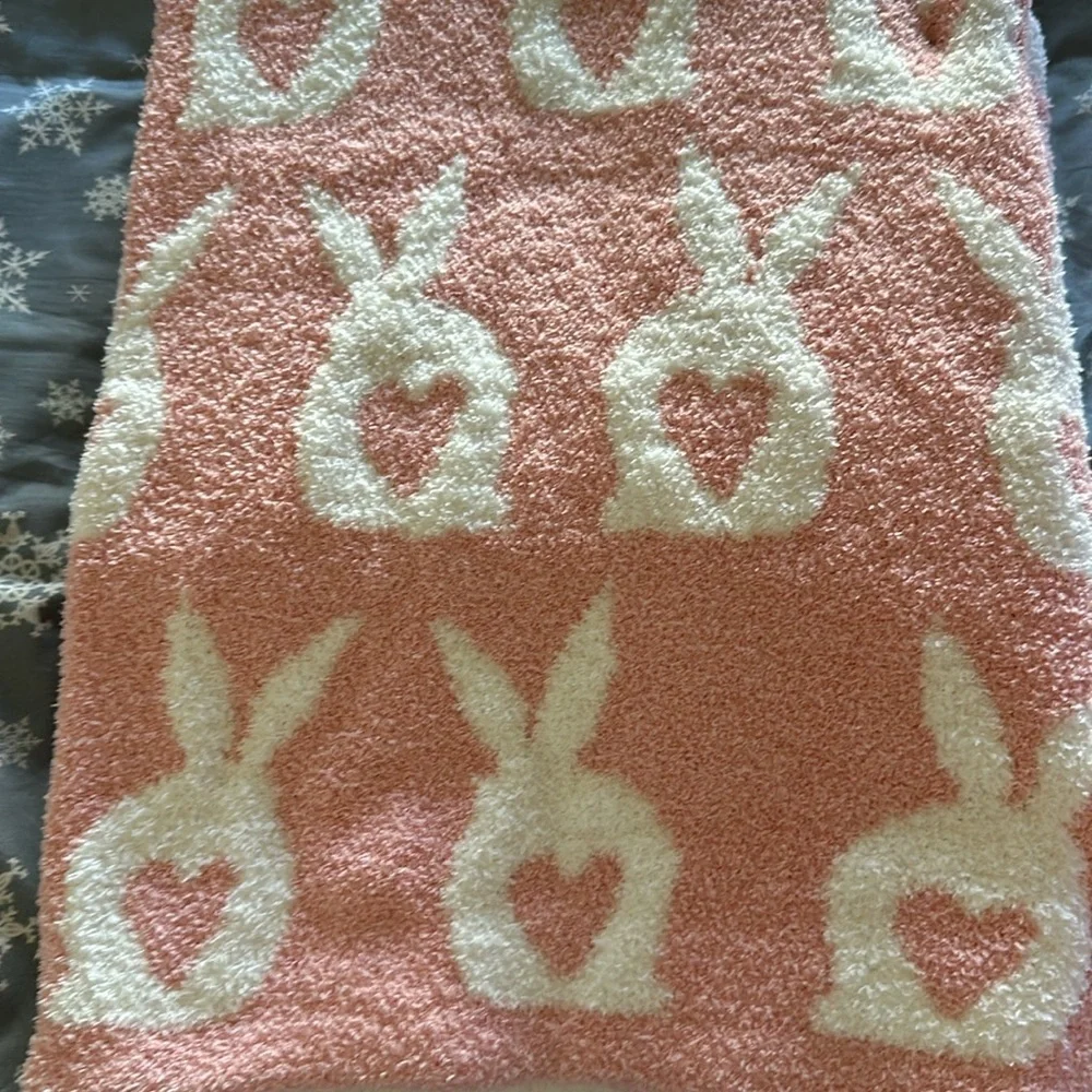 Reversible pink Easter bunny throw blanket